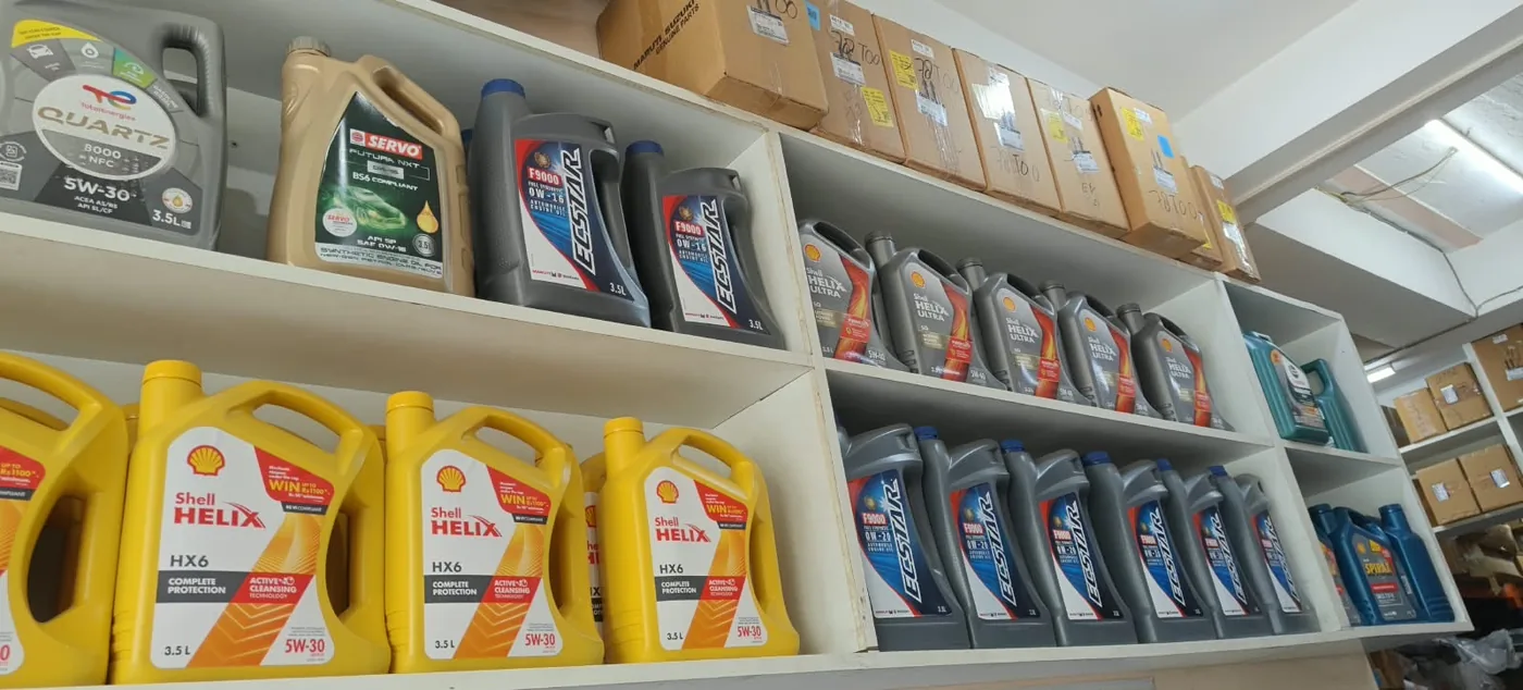 Automotive oils and lubricants stock